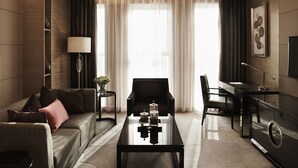 Suite – superior, 1 kingsize-seng | Oppholdsområde
