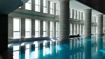 Piscina interna