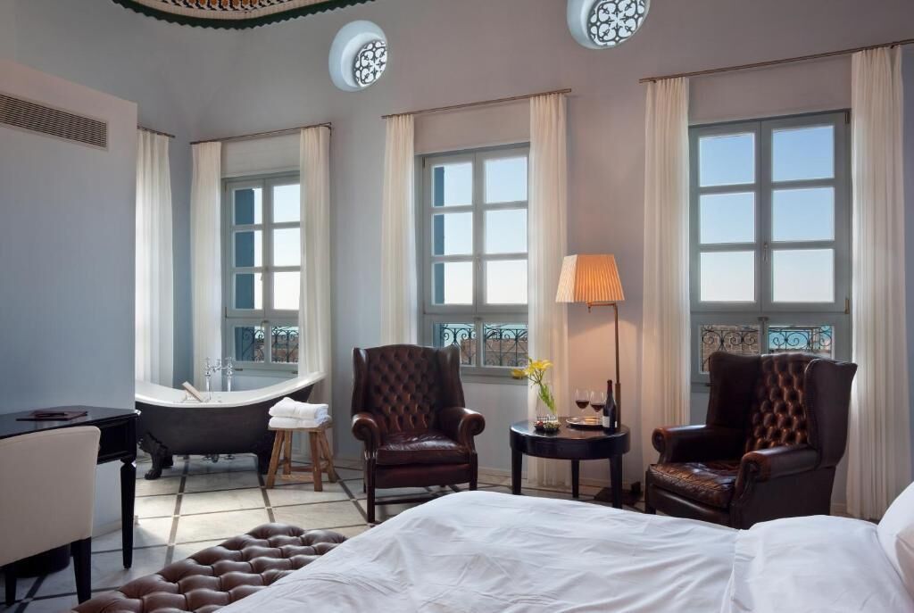 royal suite | egyptian cotton sheets, hypo-allergenic bedding, select comfort beds