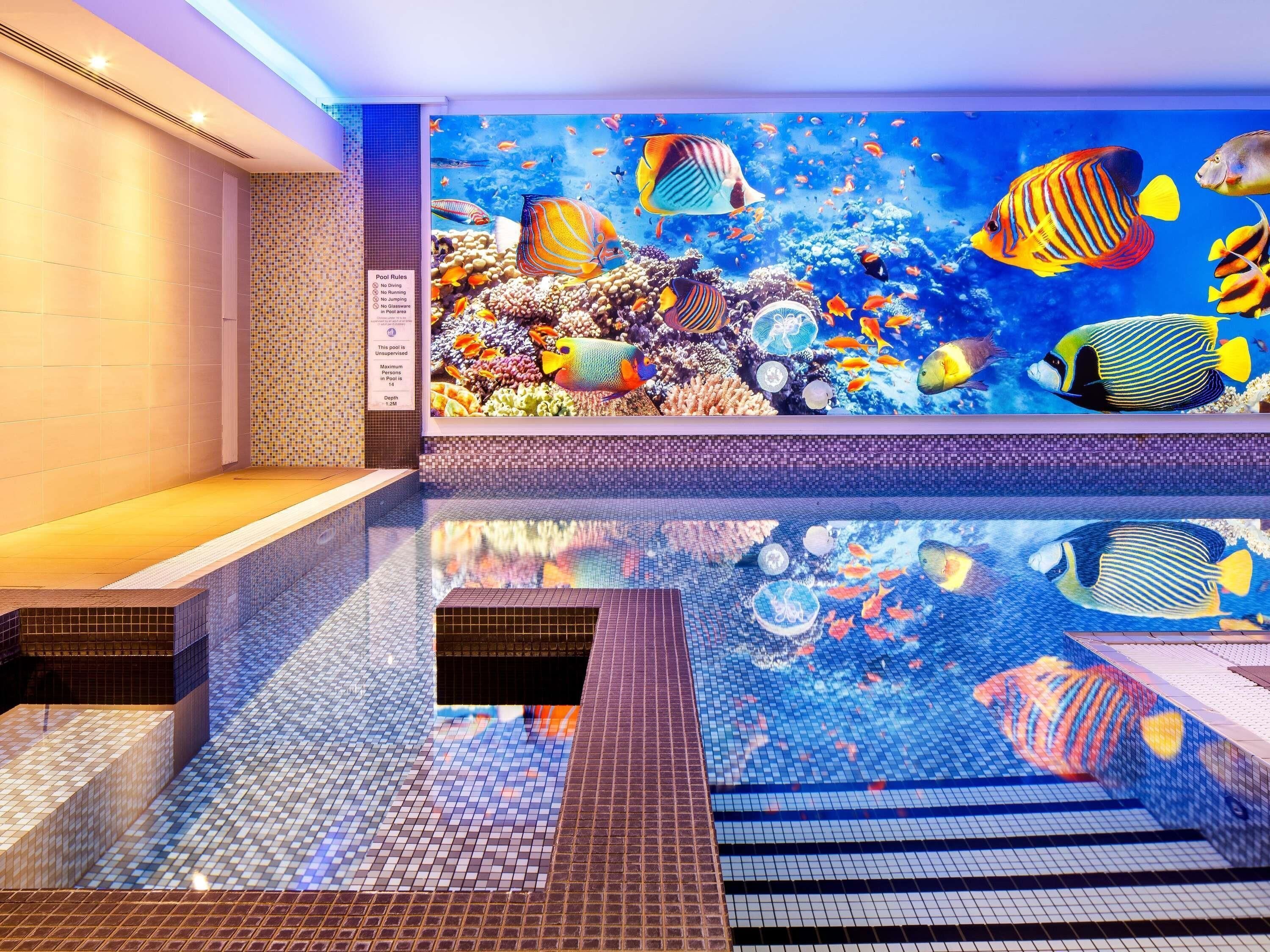 Una piscina techada