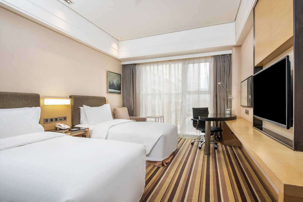 In-room safe, desk, iron/ironing board, WiFi (free)