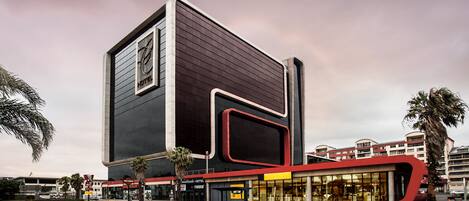 숙박 시설 정면