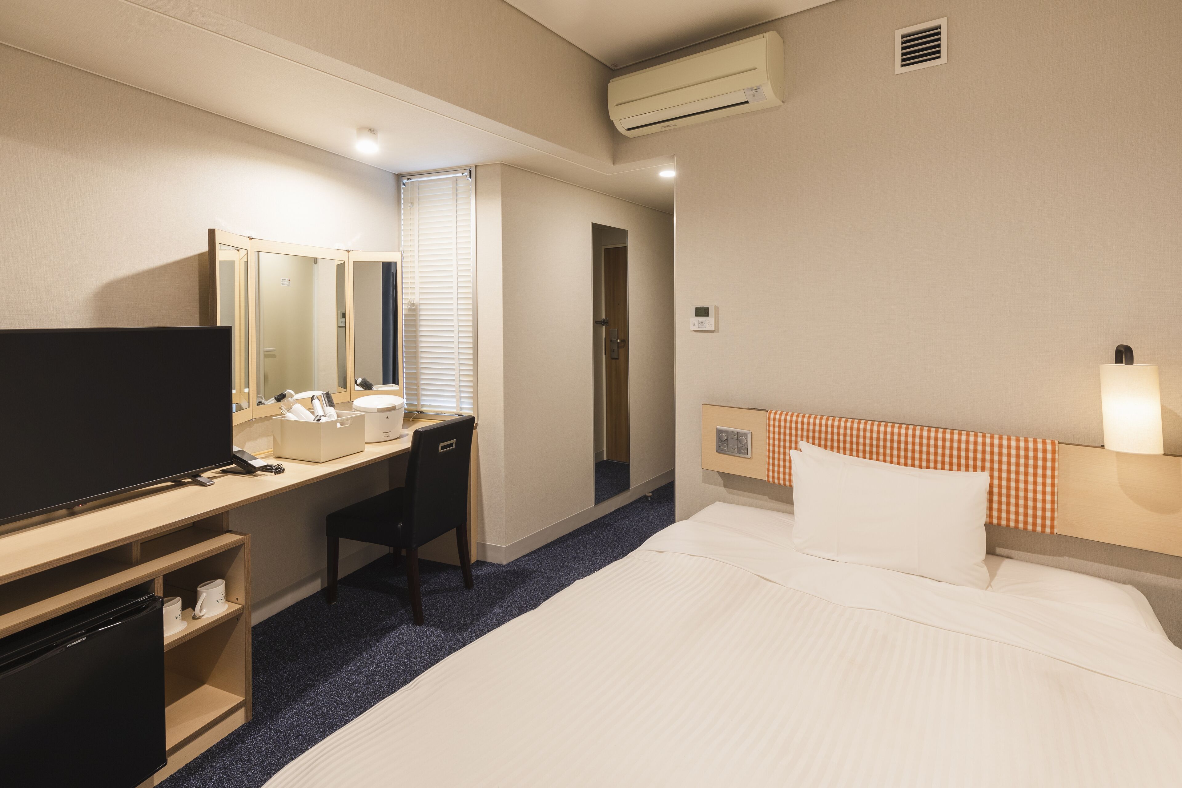 down duvets, blackout curtains, free wifi, bed sheets