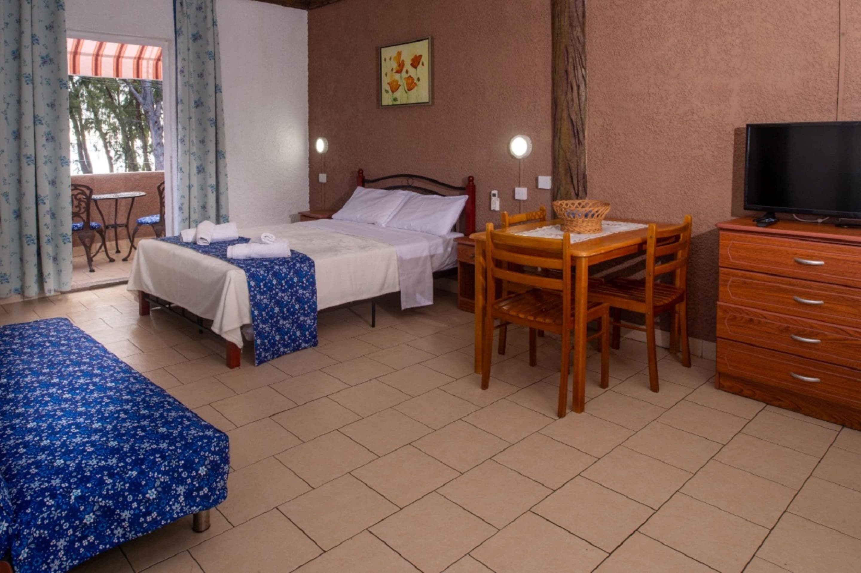 double or twin room, balcony, ocean view | in-room safe, blackout curtains, free wifi, bed sheets
