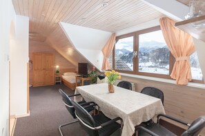 家庭公寓, 2 間臥室, 廚房 | 防敏寢具、遮光窗簾/窗簾、熨斗/熨衫板、免費 Wi-Fi