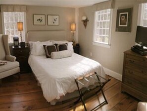 Blackout drapes, iron/ironing board, free WiFi