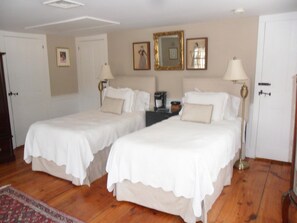 Suite estándar, 2 habitaciones, para no fumadores (The Suite) | Cortinas blackout, tabla de planchar con plancha y wifi gratis