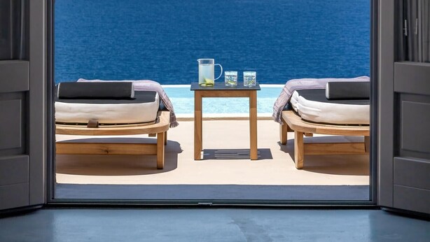 Suite with Private Pool (Infinity) | Innenbereich
