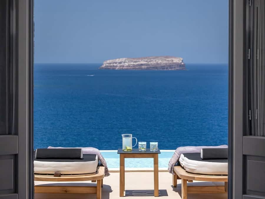 Suite with Private Pool (Infinity) | Interior