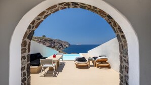 Cave Suite Infinity Pool Caldera View | Speisen im Freien