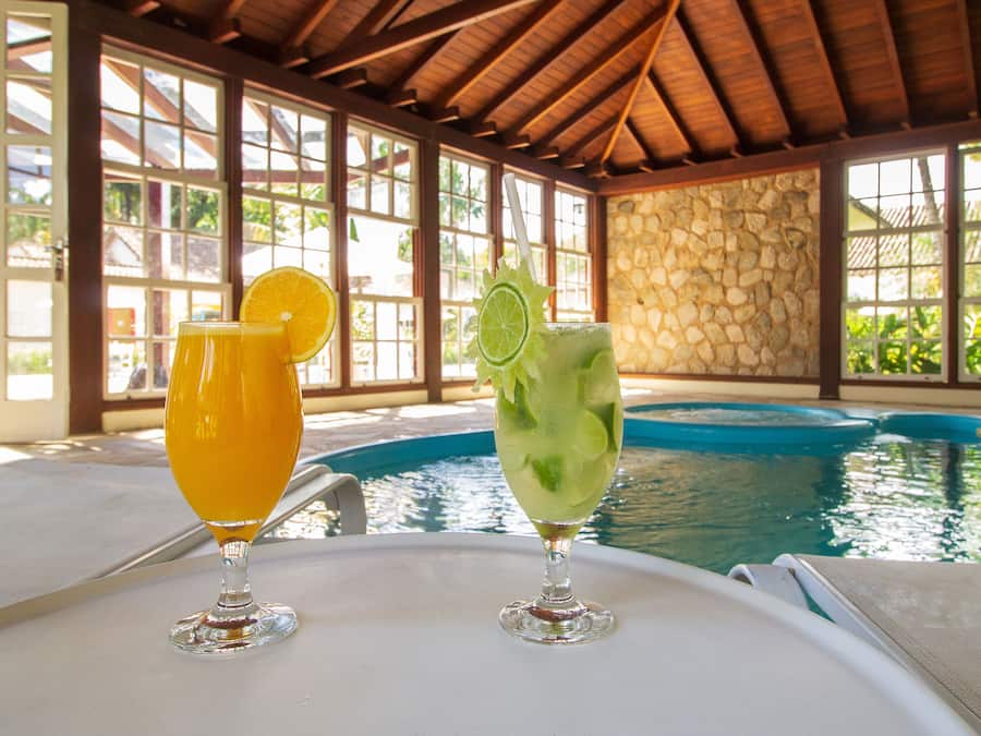 Indoor pool, outdoor pool