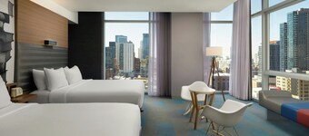 Aloft Chicago Downtown River North