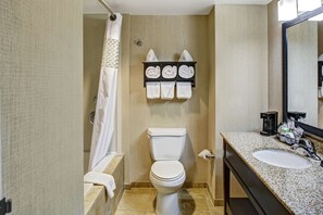 Free toiletries, hair dryer, towels, soap - Hampton Inn Thomson (Thomson)