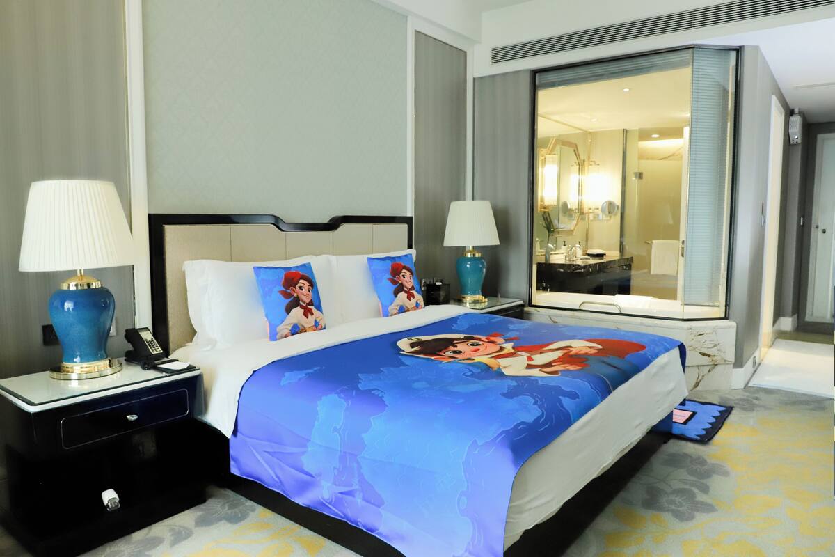 Classic Room, 1 King Bed (Kids Theme)