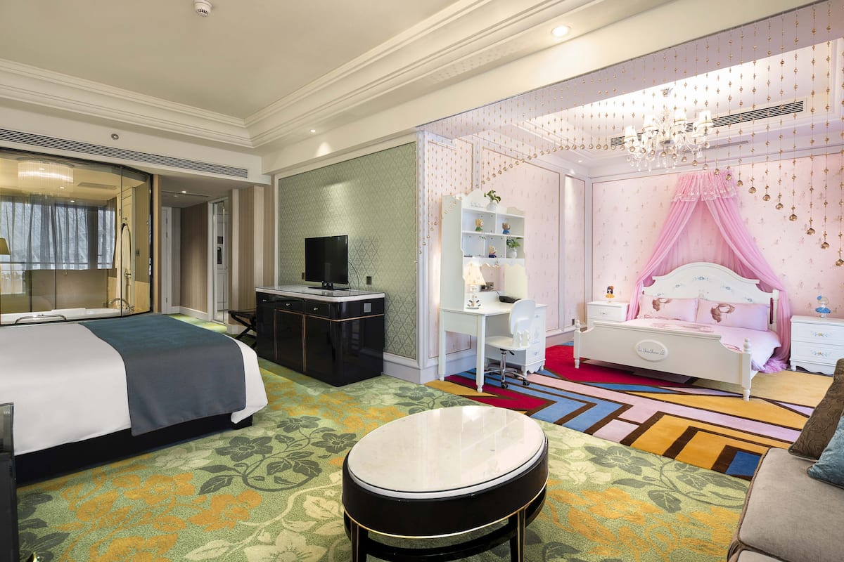 Kamar Premium, Beberapa Tempat Tidur (Kids Theme) | 1 kamar tidur, seprai premium, selimut bulu angsa, dan minibar