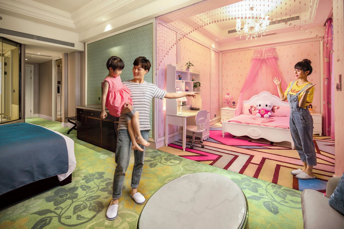 Habitación Premium, varias camas (Kids Theme) | Ropa de cama de alta calidad, edredón y minibar 