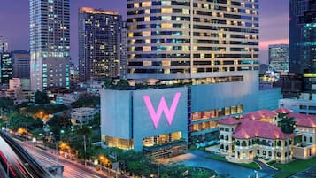Experience the perfect blend of contemporary and classical architecture in this urban hotel, offering easy access to public transportation.