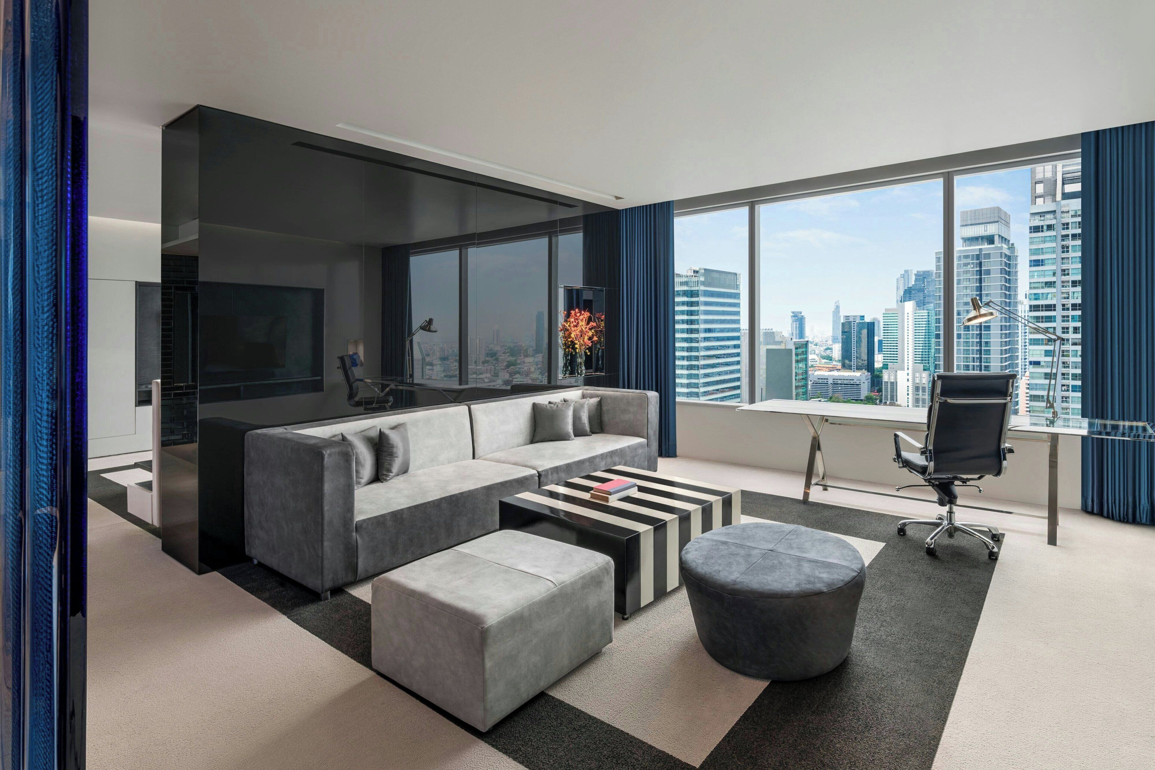 Photo - W Bangkok Hotel