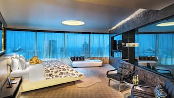 Penthouse II, 1 Bedroom | Down comforters, pillowtop beds, minibar, in-room safe