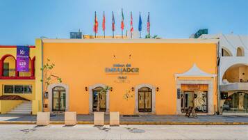 Fachada de la propiedad