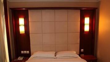 Soundproofing, free wired Internet