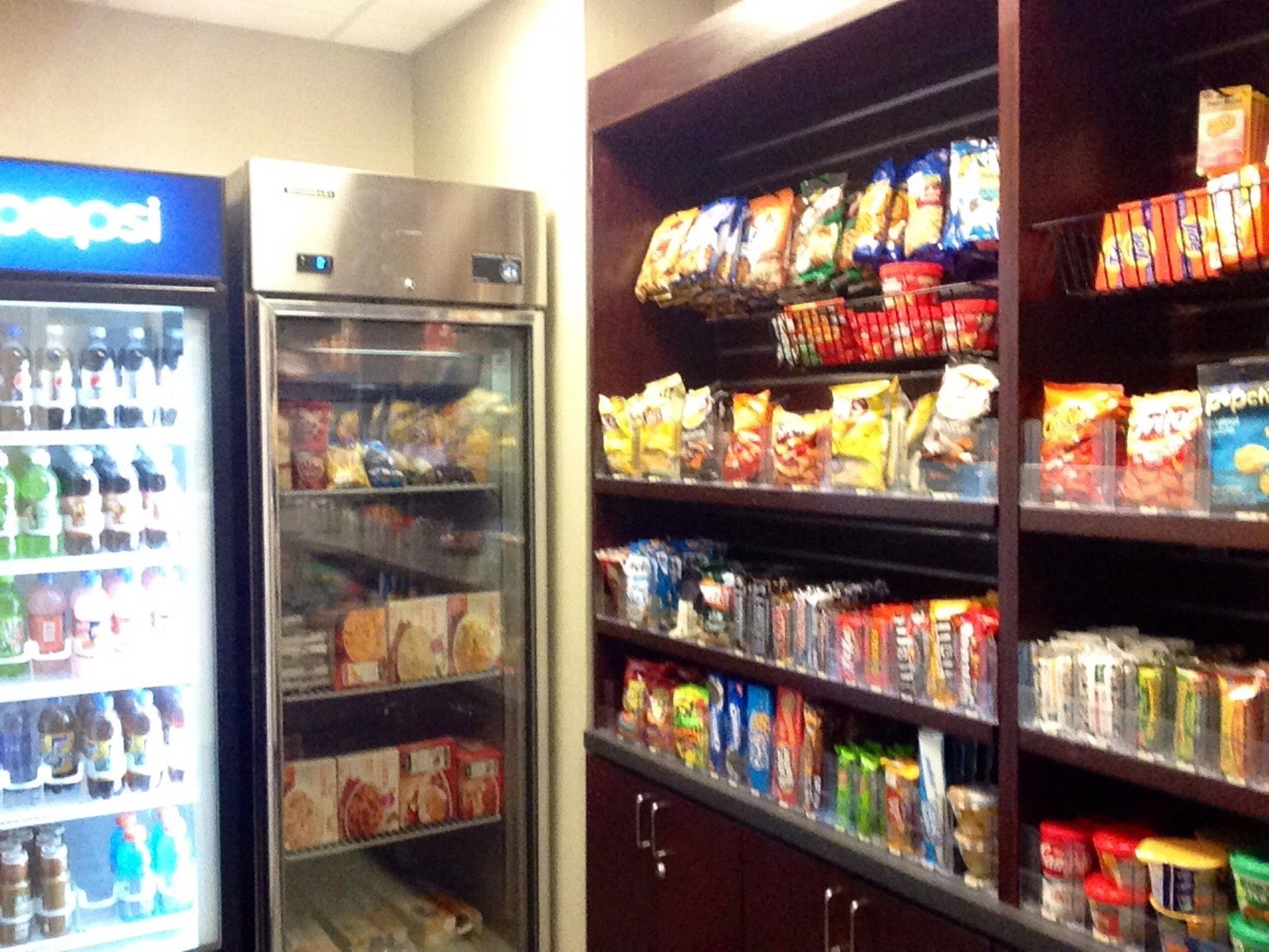 Photo - Holiday Inn Express & Suites Utica