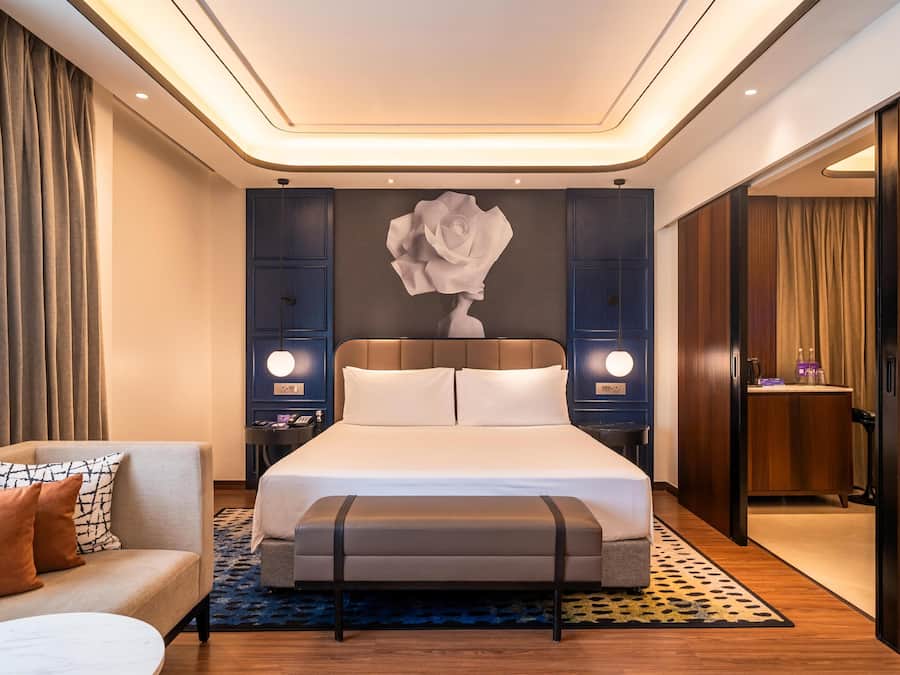 Premium bedding, minibar, in-room safe, desk