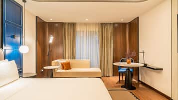 Business Room (Business Class) | Premium bedding, minibar, in-room safe, desk