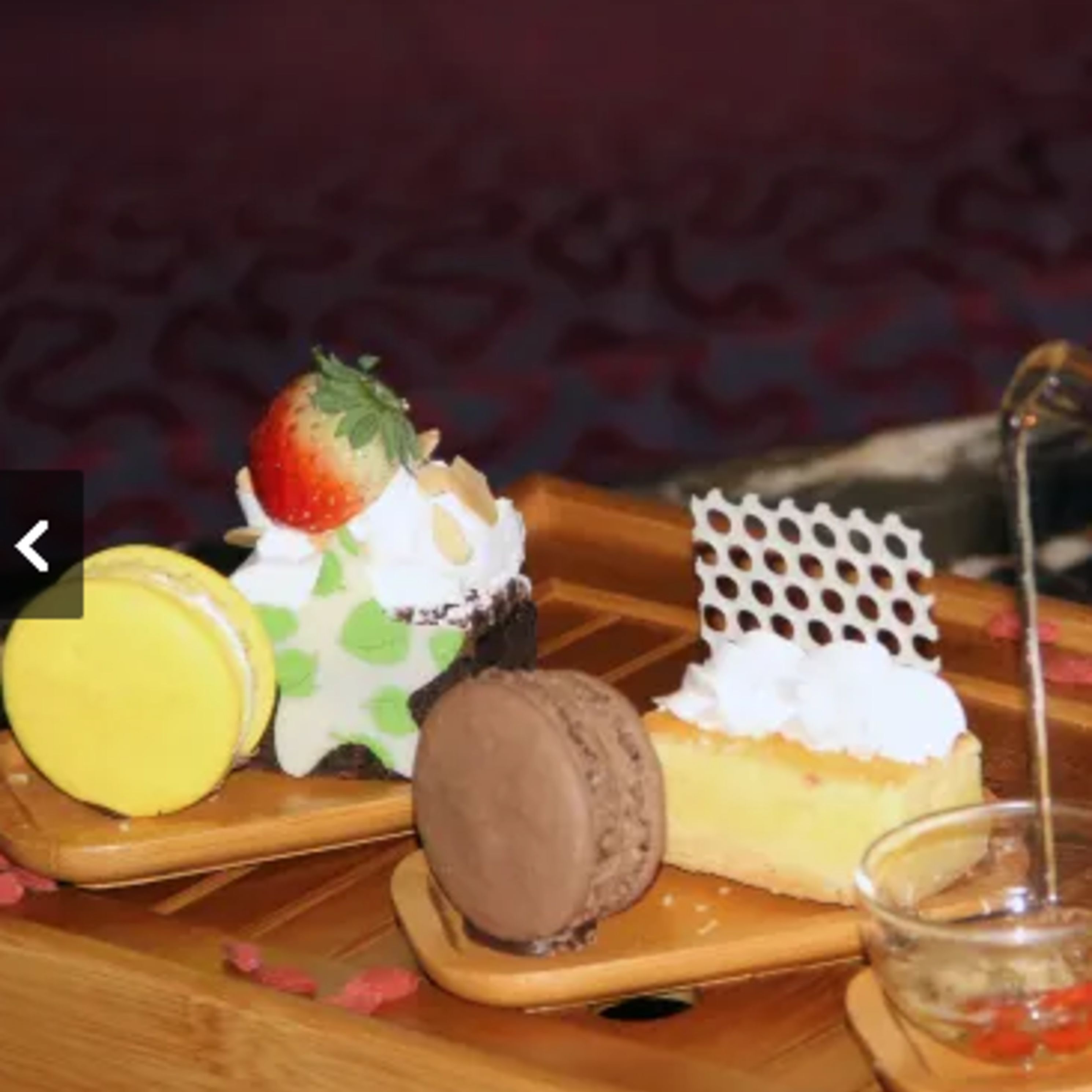 daily buffet breakfast (cny 98 per person)