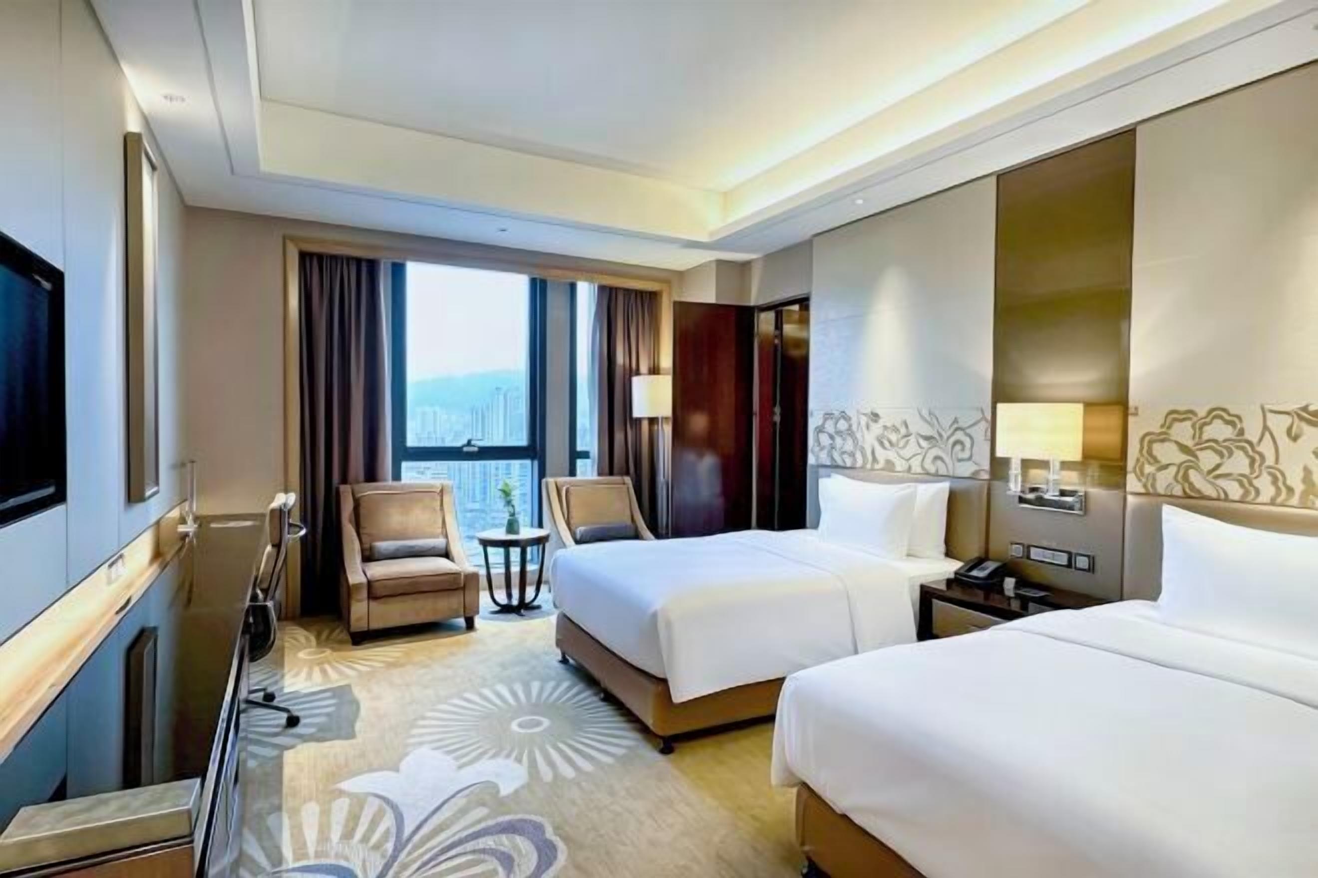 Couette en duvet d'oie, minibar, coffres-forts dans les chambres, bureau