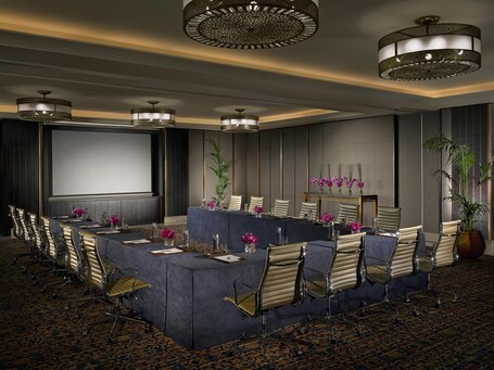 Dusit Thani Abu Dhabi - Image 27