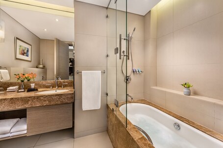 Dusit Thani Abu Dhabi - Image 24