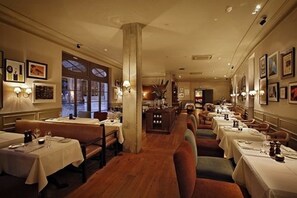 Daily buffet breakfast for a fee - monbijou Hotel Berlin (Berlin)