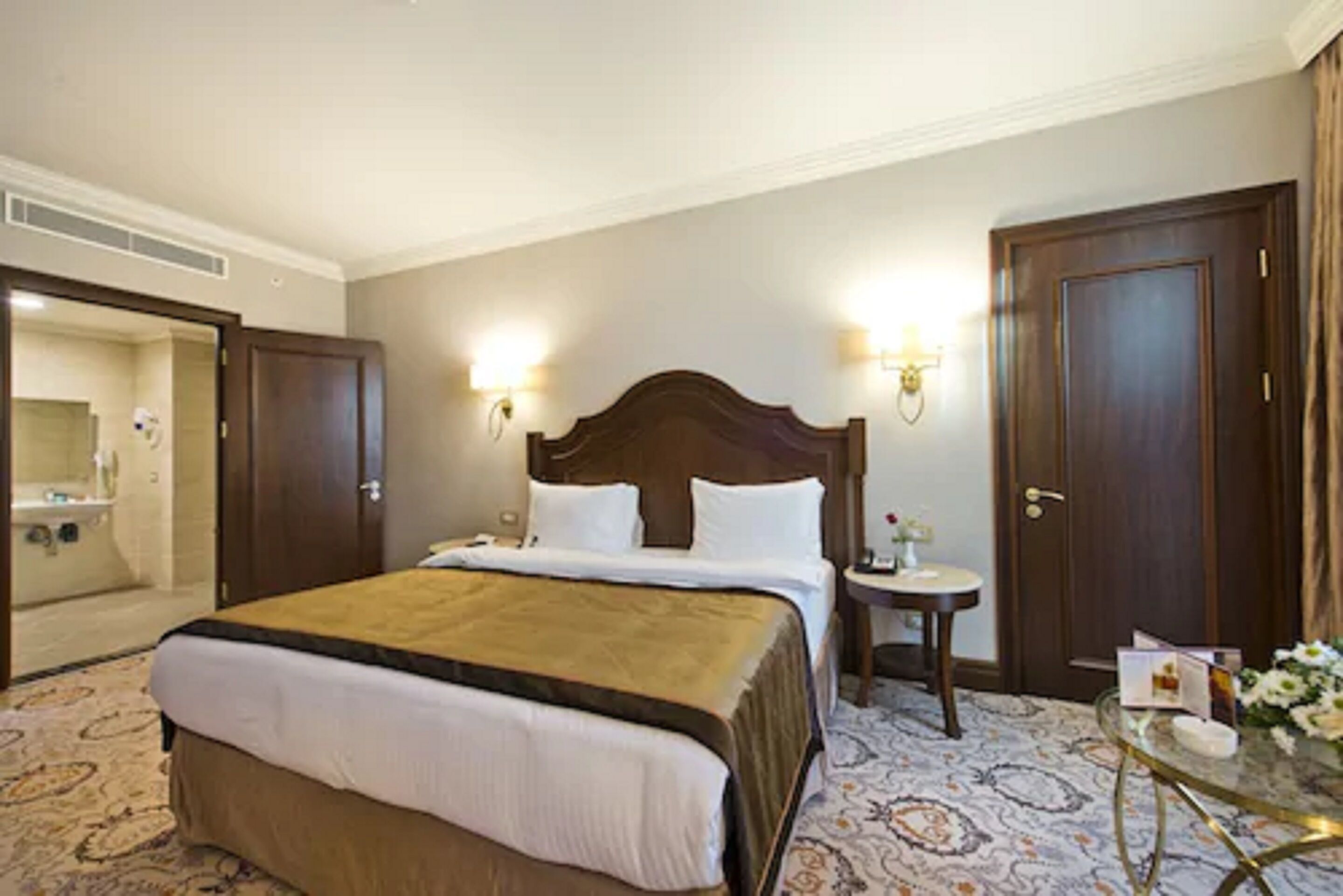 1 bedroom, minibar, in-room safe, desk