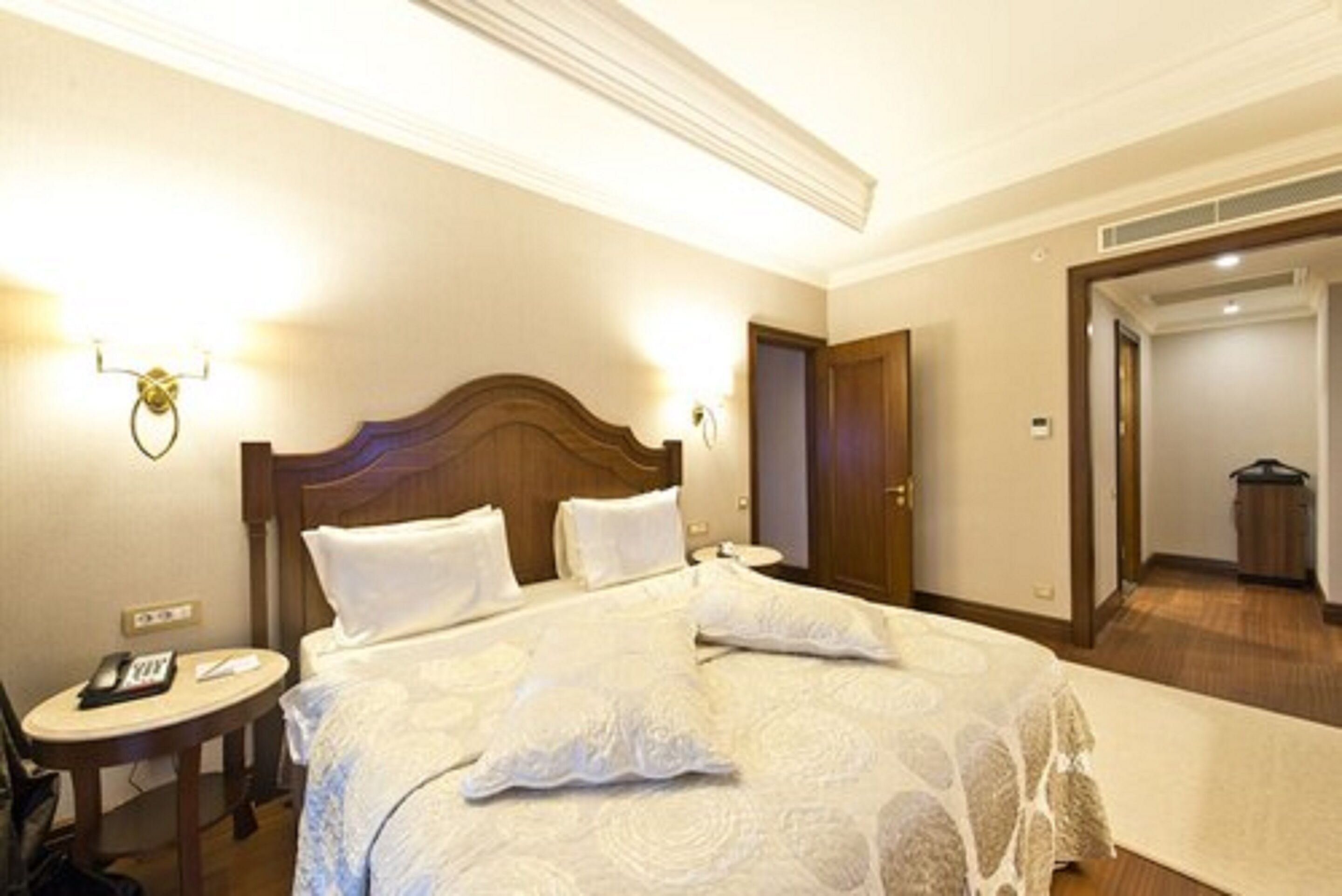 1 bedroom, minibar, in-room safe, desk