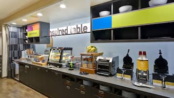 Free daily buffet breakfast