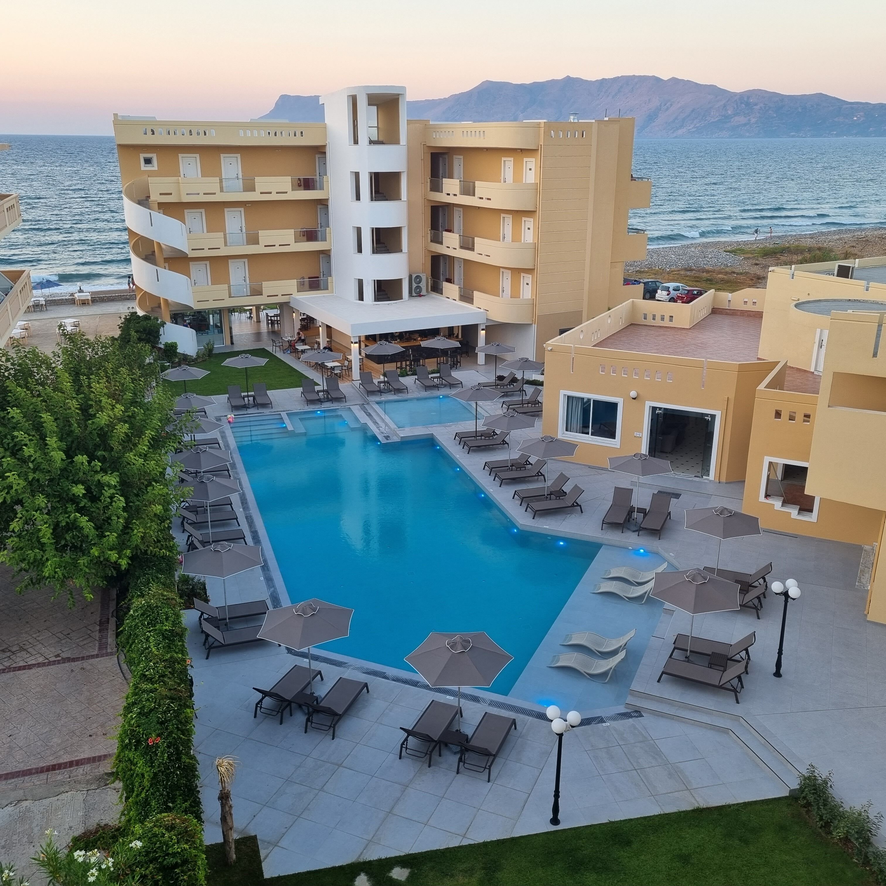 المنشأة من الخارج