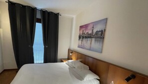 Standard Room | Minibar, in-room safe, free WiFi, bed sheets - Hotel Al Giardino (Treviso)