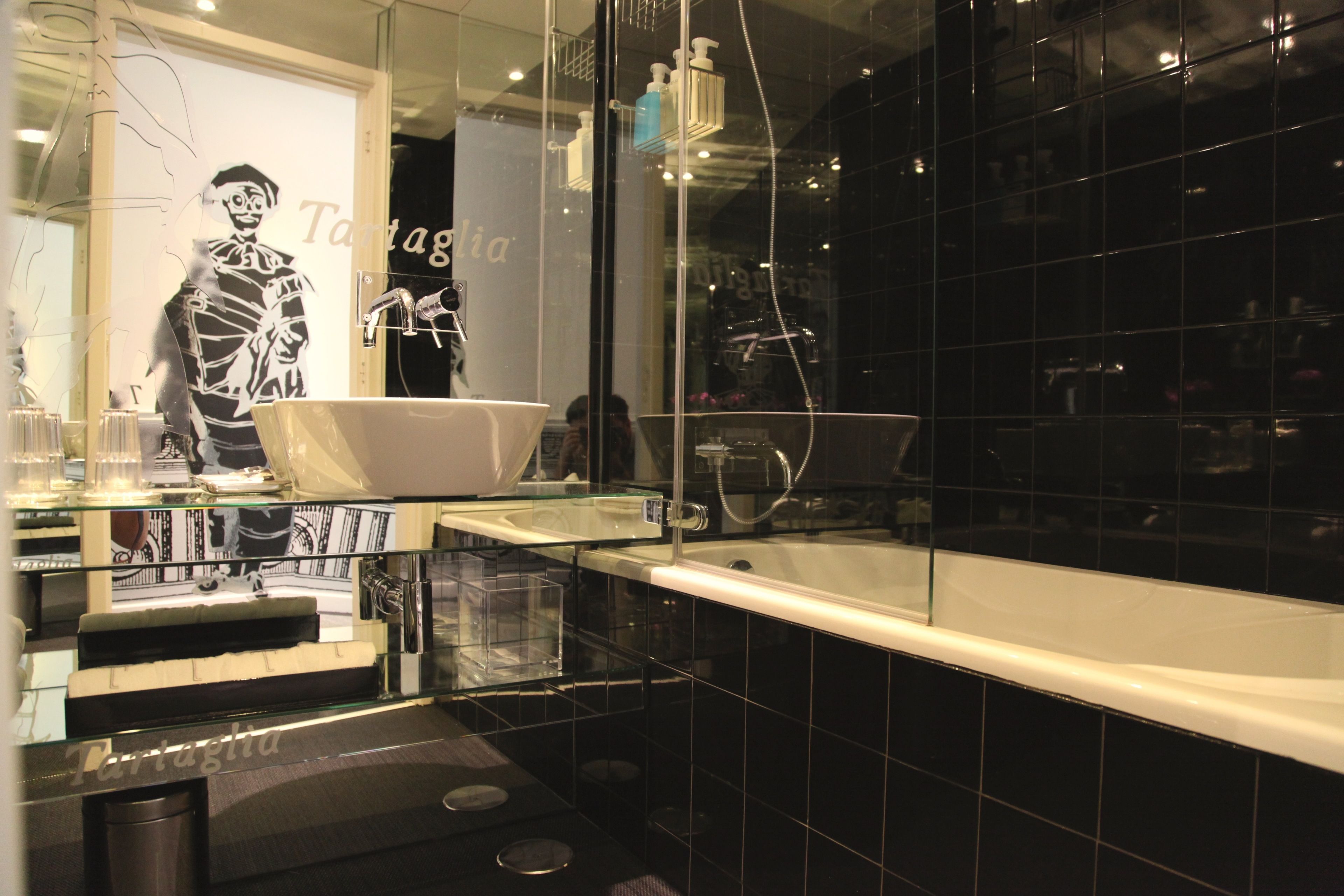 Suite | Minibar, coffres-forts dans les chambres, rideaux occultants