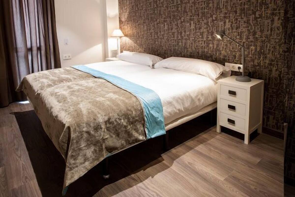 Standard Apartment, 2 Bedrooms | In-room safe, desk, blackout drapes, soundproofing