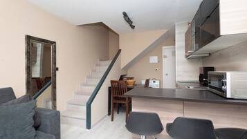 Appartamento, 1 camera da letto (6 people) | Cucina privata | Frigorifero con congelatore, microonde, piano cottura