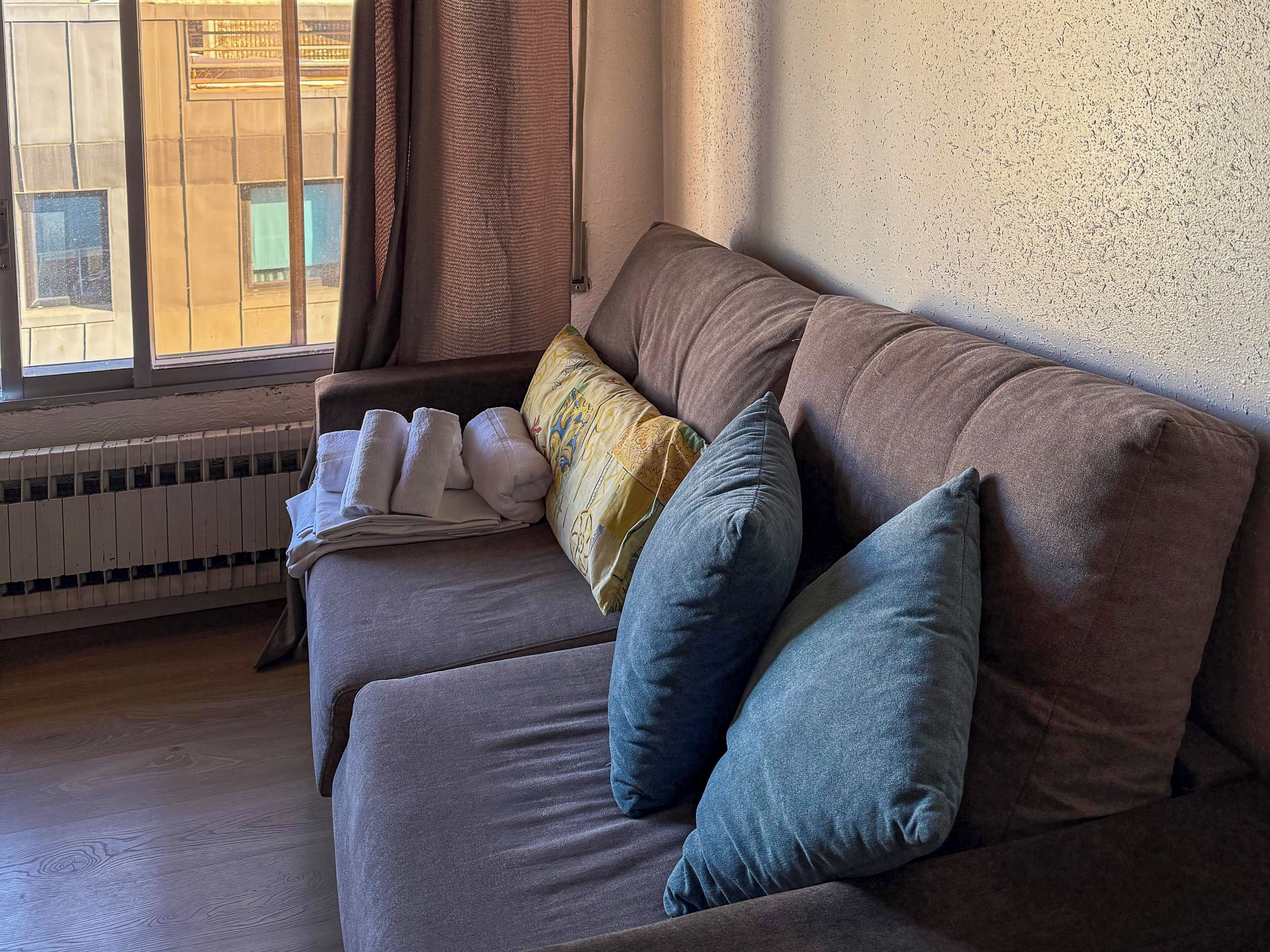 Studio | Coin séjour | Télévision