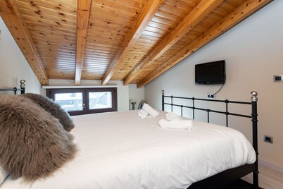 APARTAMENTOS VAQUERS MIKKA 3000