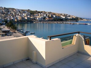 Terrace/patio - Elysee Hotel (Sitia)
