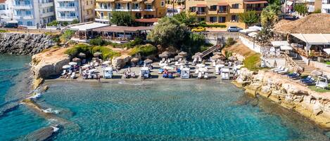 Private beach, sun-loungers, beach umbrellas, beach towels