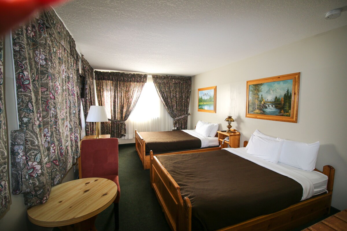 Standard Room, 2 Queen Beds, Kitchenette | Free WiFi, bed sheets