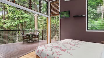 Premium bedding, down duvets, free WiFi