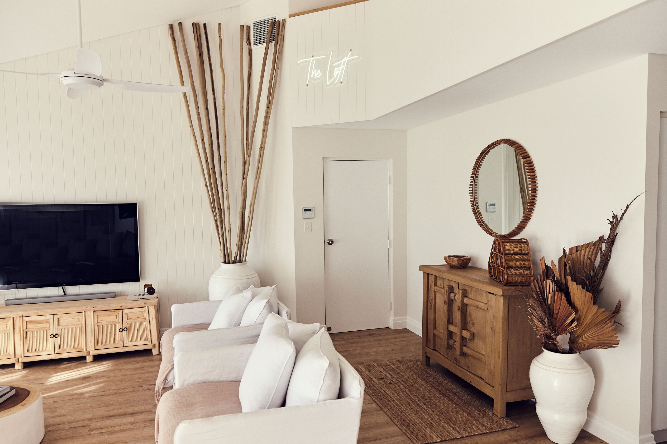 Luxury Apartment | Living area | Flat-screen TV, DVD player