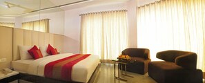 Minibar, free WiFi - Hotel Gulnar (New Delhi)