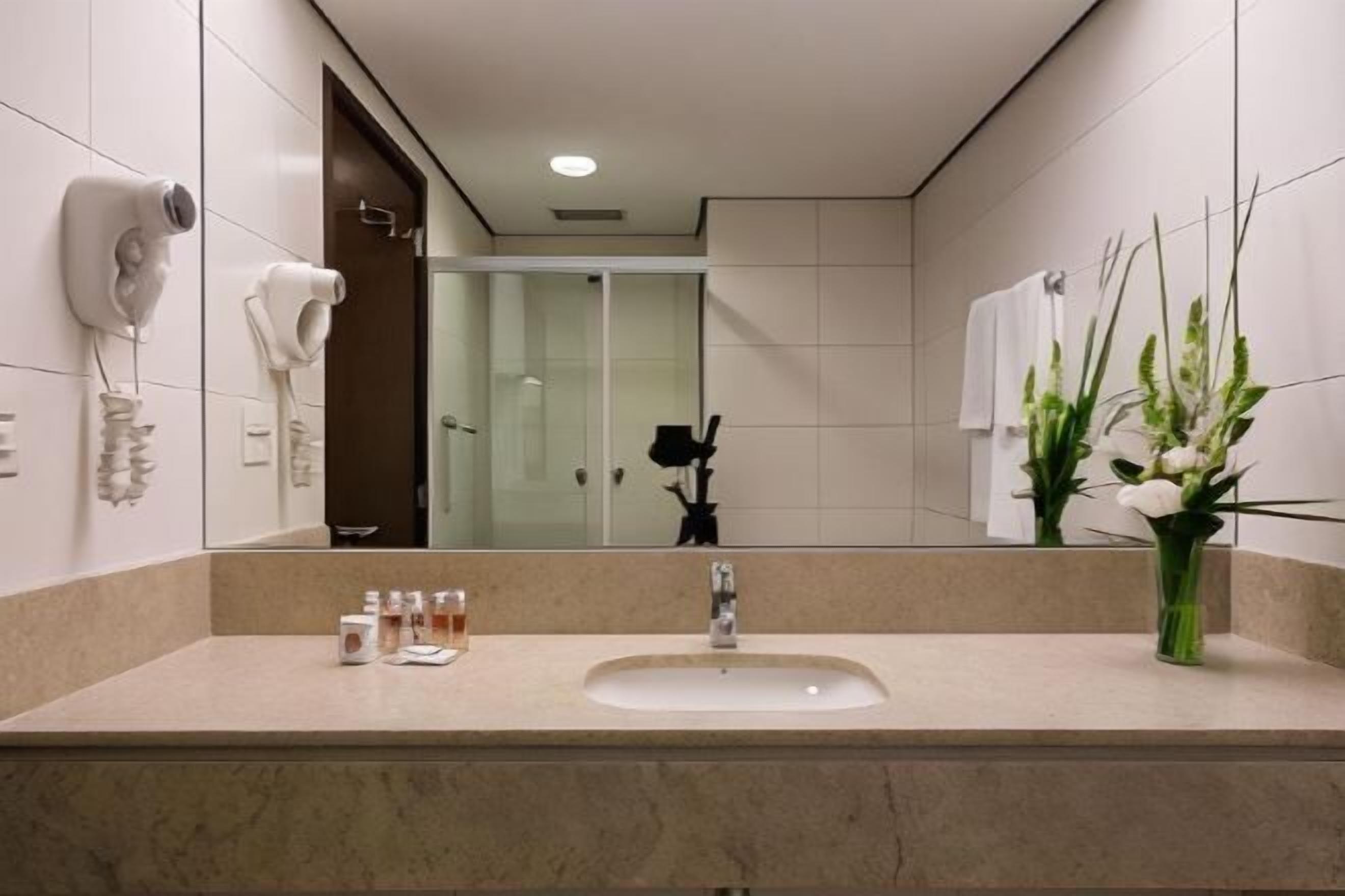 Bathroom | Shower, rainfall showerhead, free toiletries, hair dryer